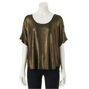 Juicy Couture Shimmering Metallic Short Sleeve‎ Top with Open Back Detail Blouse
